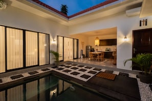 Front of property - Casa de Cavendish (Canggu)