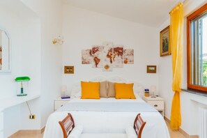 4 Schlafzimmer, Zimmersafe, Bügeleisen/Bügelbrett, Reisekinderbett