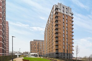 Apartment - Contemporary City Flat (Leeds)