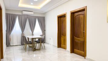 Departamento de lujo, 1 habitación | Servicio a la habitación