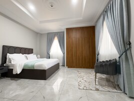 Apartamento de lujo, 2 habitaciones | Wifi gratis y ropa de cama