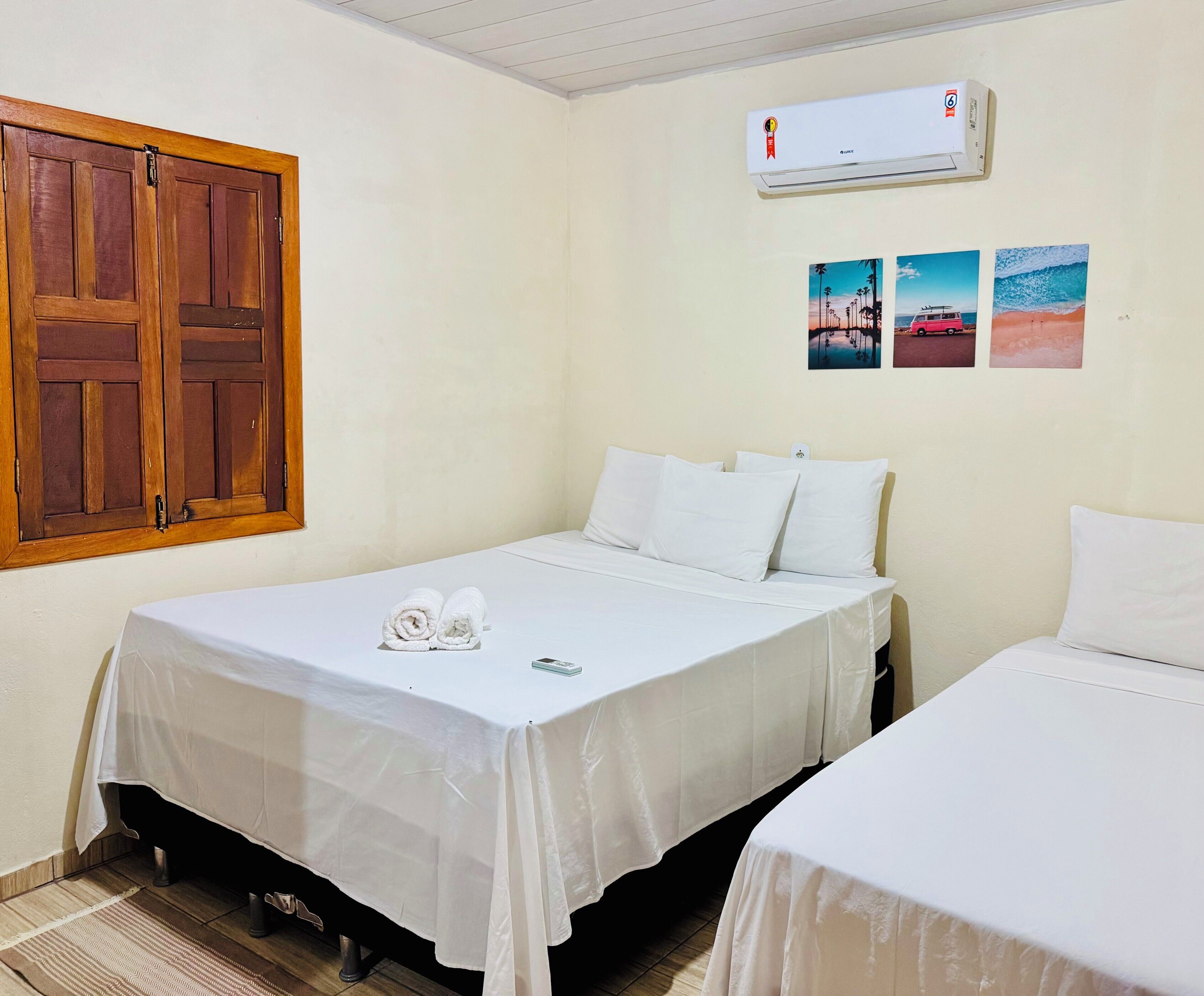 Family House | Free WiFi, bed sheets