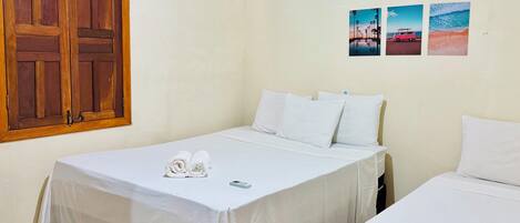 Family House | WiFi (free), bed sheets