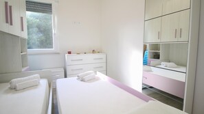 2 bedrooms