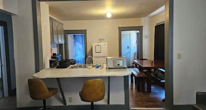 Remodeled Cute 3 room 1 bath house