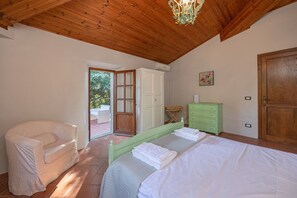 3 Schlafzimmer, Reisekinderbett, kostenloses WLAN