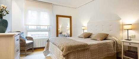 3 Schlafzimmer, Bügeleisen/Bügelbrett, kostenloses WLAN, Bettwäsche