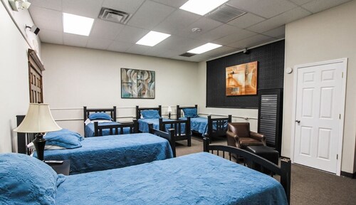 Cozy 2-bedroom studio with Wi-Fi in adorable Anniston