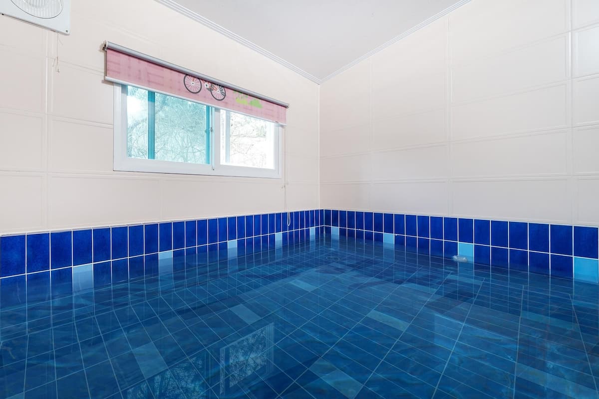 Basic Room, 1 Bedroom (eterno(BBQ/PoolVilla))