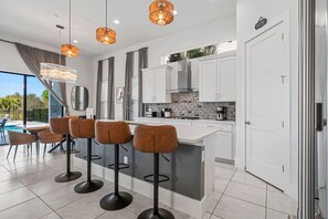 Fridge, microwave, oven, stovetop - Fairway Prosperity: Arcade, Themed Bedroom, Golf, Private Pool, Near Disney (Kissimmee)