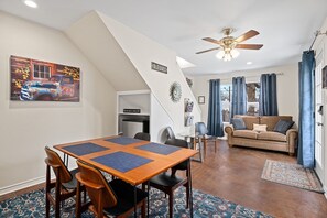 Dining - Maple- Bunkhaus | Spacious & Comfortable (Fredericksburg)