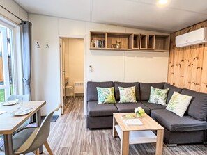 TV - Tiny Haus Christian by Interhome (Wemding)