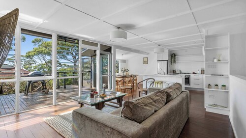 Mollymook Breeze Summ