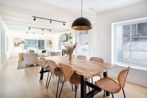 Dining - Secluded Downtown Modern Lux Retreat in Redwoods (Mill Valley)