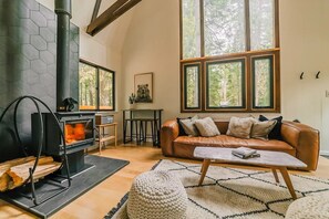 TV, fireplace - Hygge Barn/Featured in Sunset Mag /Walk to Lake (Tahoma)