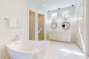 Shower, towels