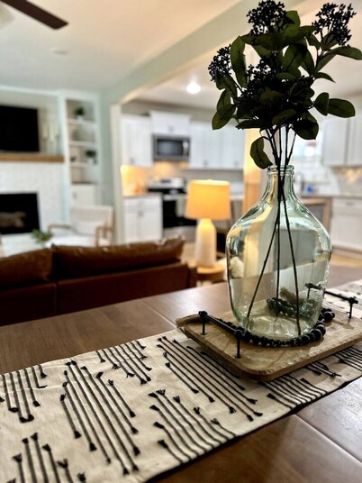 Fort Smith / Furnished 4 BR / Nurses, Ebbing, TDY