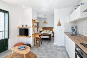 1 bedroom, desk, iron/ironing board, travel cot - Lovely 1 bedroom apartment in Benalmádena (Arroyo De La Miel)