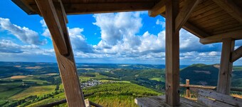 Talblick Apartment with Balcony, Fireplace, Wi-Fi, Great View & Shared Garden House