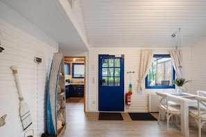 Dining - Holiday Home 'Lakeside Retreat' with Lake View, Private Terrace & Garden (Sietow)