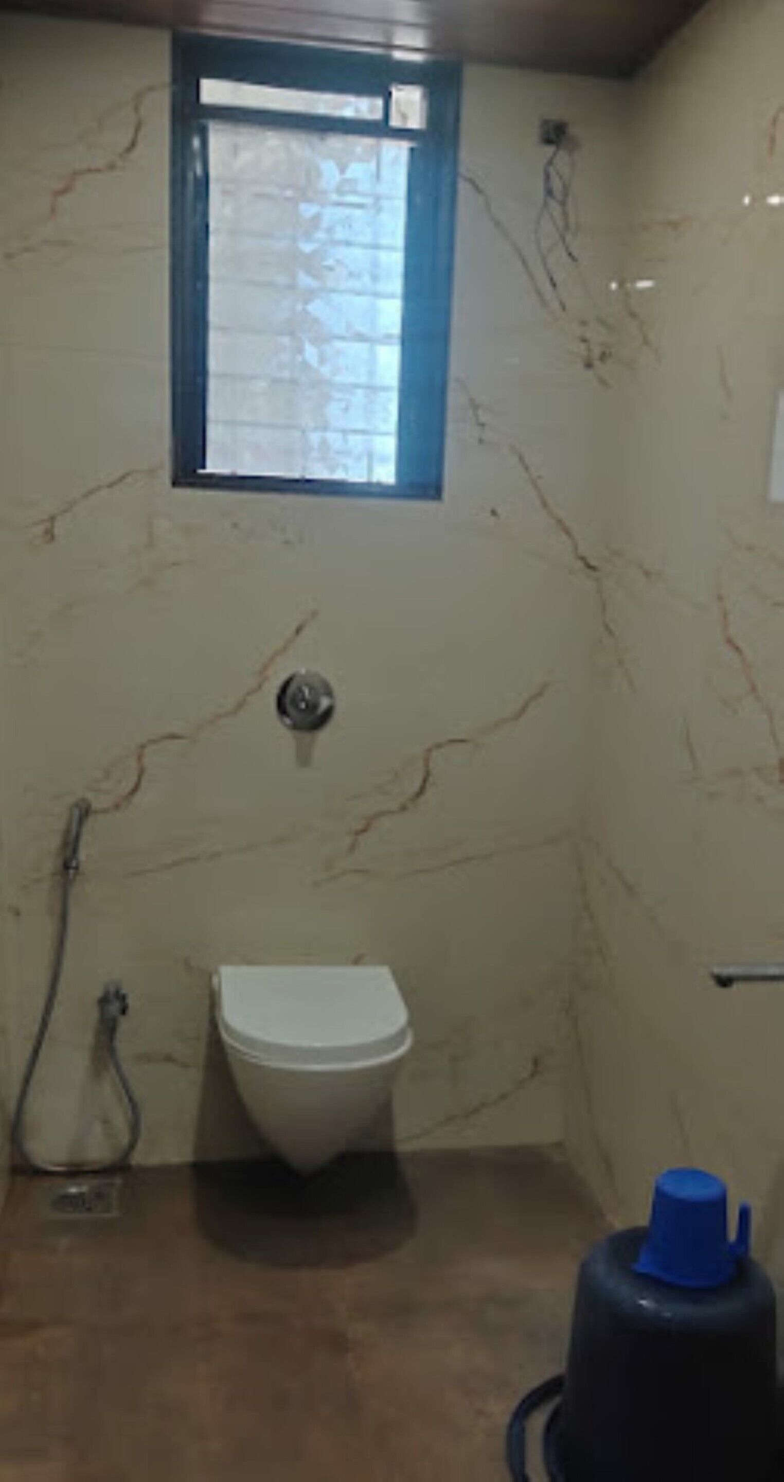 Deluxe Double Room | Bathroom | Shower, rainfall showerhead, towels, soap