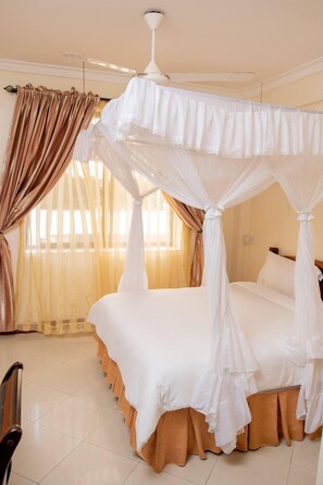 Escritorio y wifi gratis 