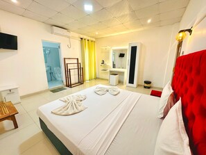 Desk, free WiFi, bed sheets