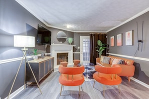 TV - Atlanta Vacation Rental ~ 15 Mi to Downtown! (Atlanta)