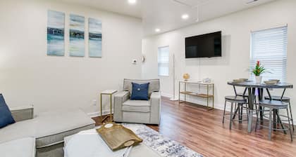 Dog-Friendly Sheboygan Home - 1 Mi to Town!