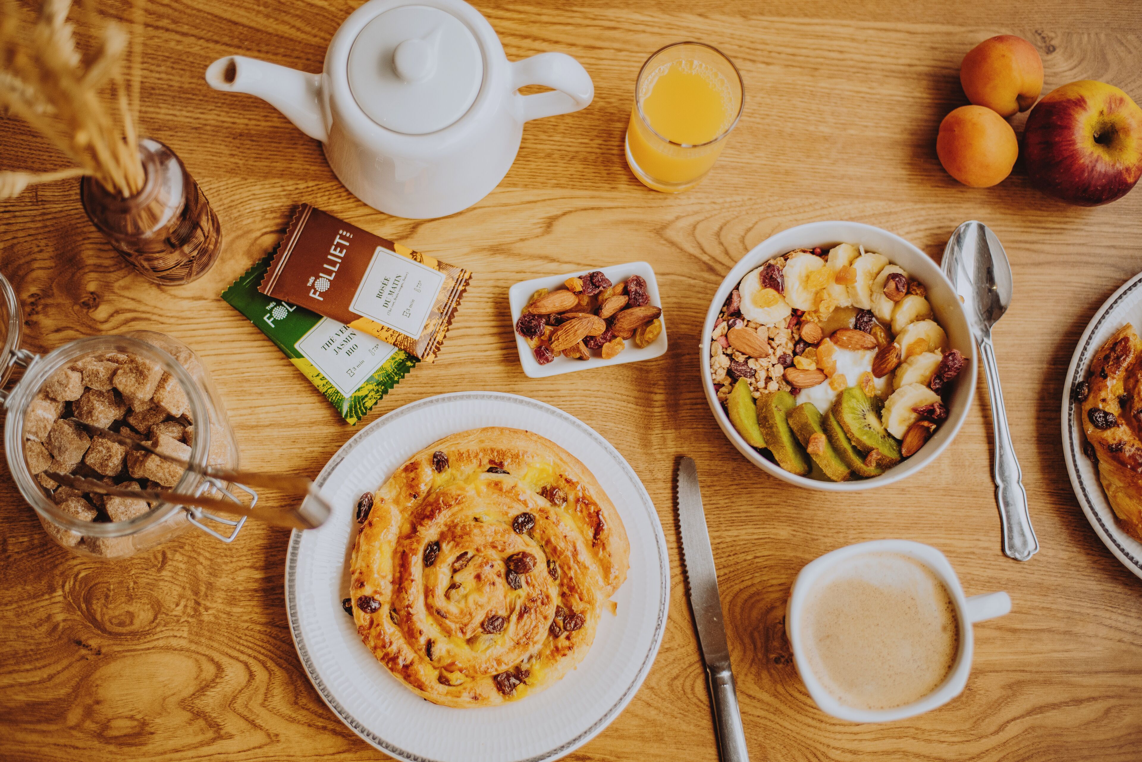 Desayuno buffet diario (EUR 11.50 por persona)