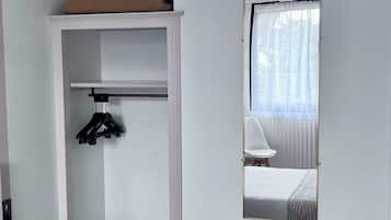 Classic Double Room | Desk, laptop workspace, soundproofing, free WiFi