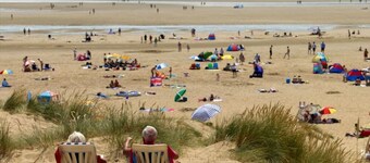 SP158 - Camber Sands Holiday Park - Sleeps 8 - 3 Bedrooms - Decking - Private Parking