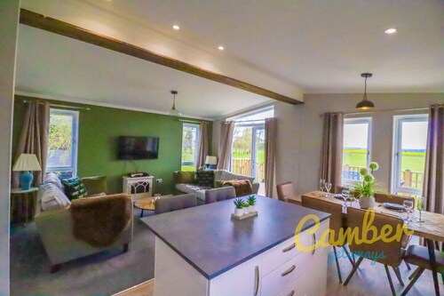 Puddledock - luxury lodge - Kent countryside