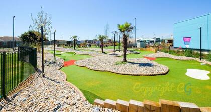 SP90 - Camber Sands Holiday Park - Dog Friendly