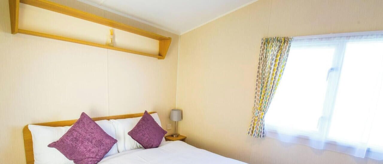 2 bedrooms, bed sheets