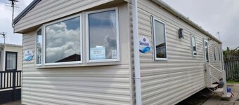 LBL18 - 3B - Parkdean Resorts - Camber Sands