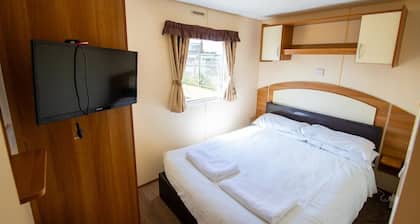LBL18 - 3B - Parkdean Resorts - Camber Sands