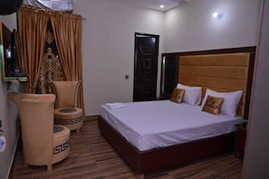 Executive Room | Free WiFi - Hotel Royal Galaxy (Lahore)