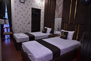 Economy Double or Twin Room | Free WiFi - Hotel Royal Galaxy (Lahore)