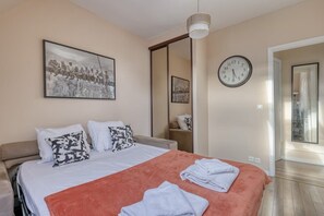 Fer et planche à repasser, Wi-Fi, draps fournis