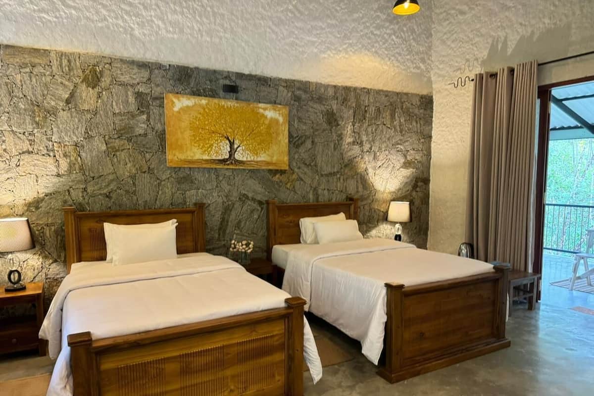 Luxury Room, 1 Bedroom | 1 bedroom, desk, free WiFi, bed sheets