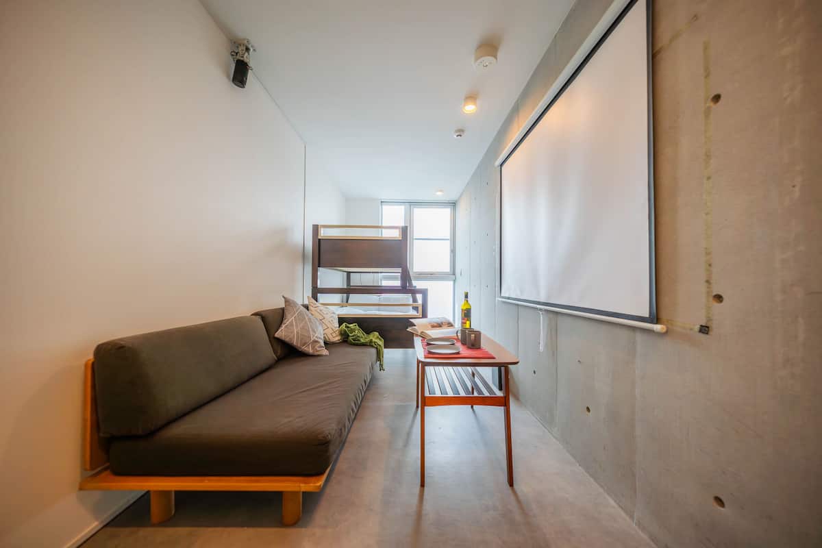 Superior Apartment, 3 Bedrooms, Non Smoking, Kitchenette | 1 bedroom, blackout drapes, free WiFi, bed sheets