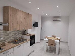 公寓, 2 間臥室, 吸煙房, 露台 | 私人廚房