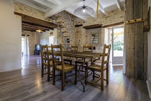 Dining - Nouyritte, this house has everything you are looking for! (Villesèque)