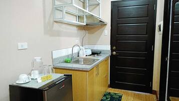 Premium bedding, free WiFi