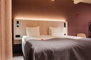 家庭房, 无窗 | 办公桌、笔记本电脑工作区、免费 WiFi、床单