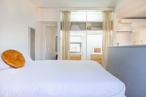 1 camera, una scrivania, ferro/asse da stiro, Wi-Fi gratuito