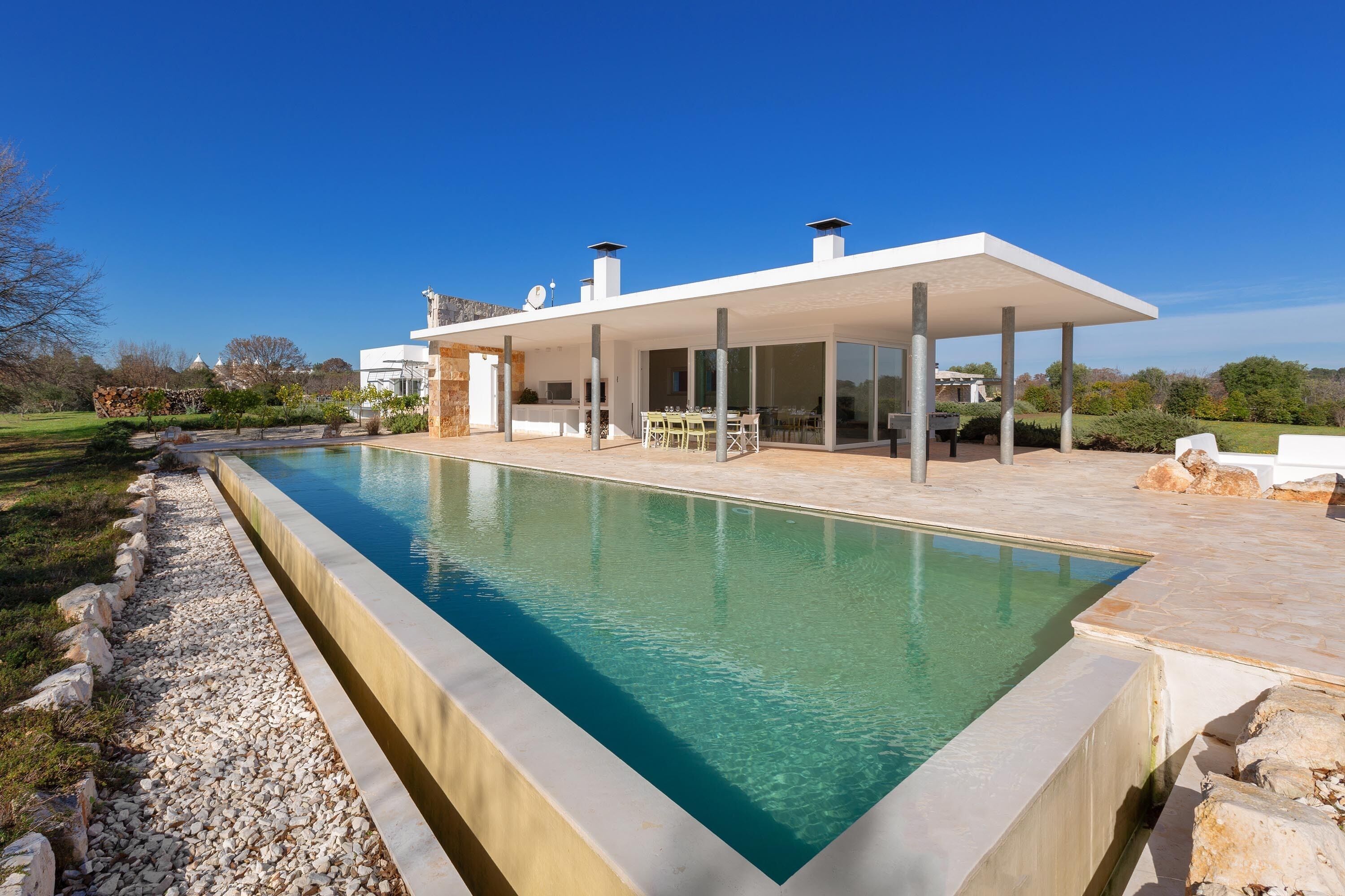 Seasonal outdoor pool