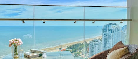 Superior Apartment | Terrace/patio