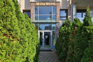 Front of property - Sailor Apartment by Renters Prestige (Wladyslawowo)